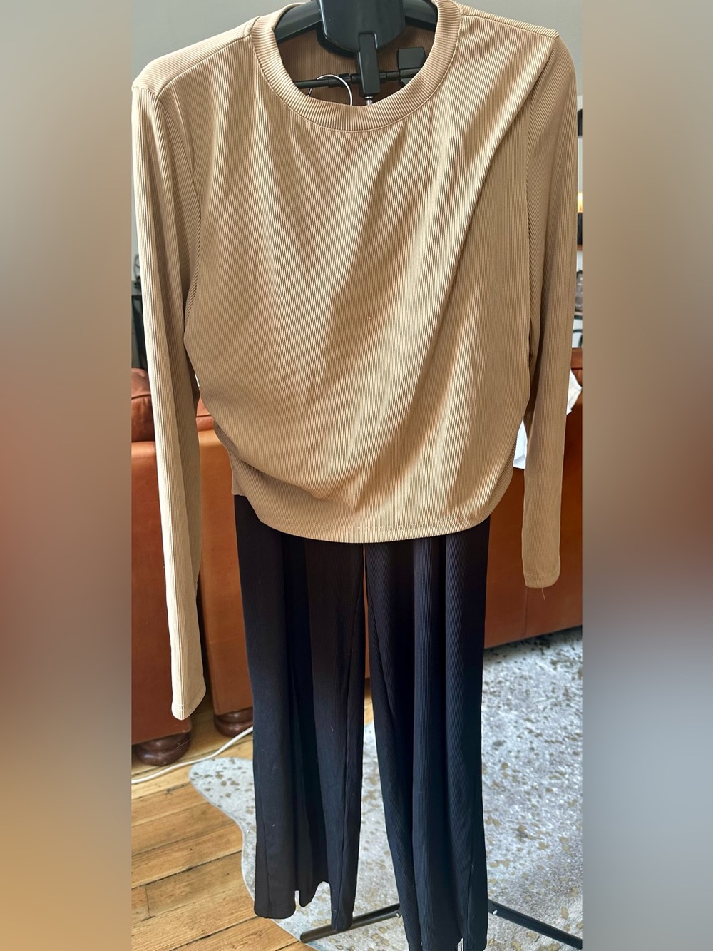 Women's Pretty Garden Ribbed Two Piece Set— Beige & Black